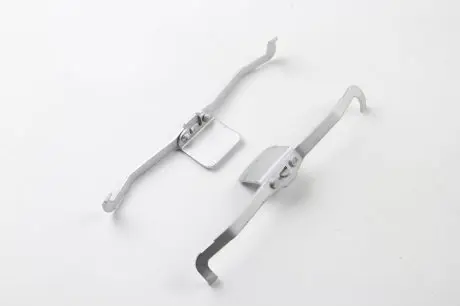 1091639 Планка суппорта (переднего) прижимная (к-кт) Ford Connect/VW Passat/Audi QUICK BRAKE подбор по vin на Brocar