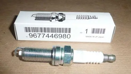 9677446980 SWIECA ZAPŁONOWA CITROEN DS3 1,6 THP/ PEUGEOT 308 (T9), RCZ PEUGEOT/CITROEN підбір по vin на Brocar