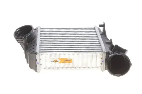 309030 Радіатор інтеркулера VW Passat B5.5/Skoda Superb 2.5TDI 03-08 NRF підбір по vin на Brocar