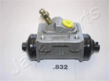 CS832 Рабочий тормозной цилиндр задний SWIFT 89-94 17.46 правый JAPANPARTS подбор по vin на Brocar