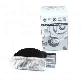 4B0947415A Фонарь салона T5 VAG подбор по vin на Brocar