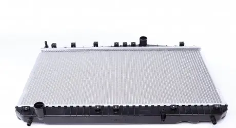 53384 Радіатор охолодження Chevrolet Rezzo/Daewoo Tacuma 1.6-2.0 00- NRF підбір по vin на Brocar