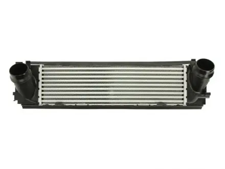 818260 Радіатор наддуву VALEO підбір по vin на Brocar