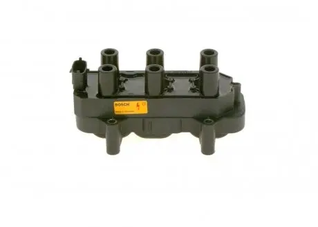 0221503017 Катушка зажигания OPEL Omega B 2,5/3,0 94- BOSCH підбір по vin на Brocar