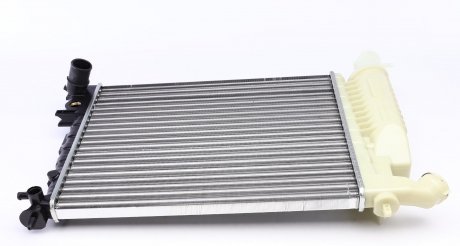 58184 Радиатор охлаждения Citroen Xsara 1.4-1.8i 97-05 (МКПП/-AC) NRF підбір по vin на Brocar