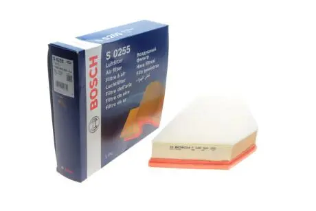 F026400255 Фільтр повітряний Volvo C30/C70/S40/V40/V50 2.0/2.4D 06- BOSCH підбір по vin на Brocar