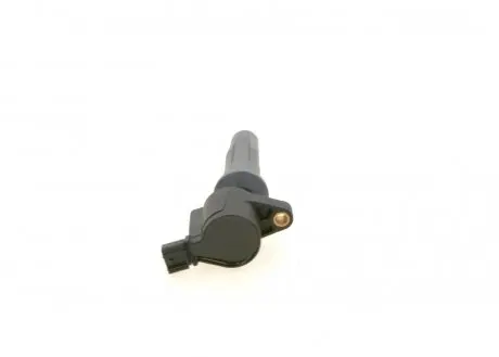 0221504706 Катушка зажигания Ford Kuga 2.5/Mondeo 2.0Hybrid 14- BOSCH подбор по vin на Brocar
