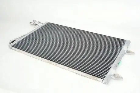 35656 Радіатор кондиціонера VW LT 2.5-2.8 TDI 96-06 NRF підбір по vin на Brocar