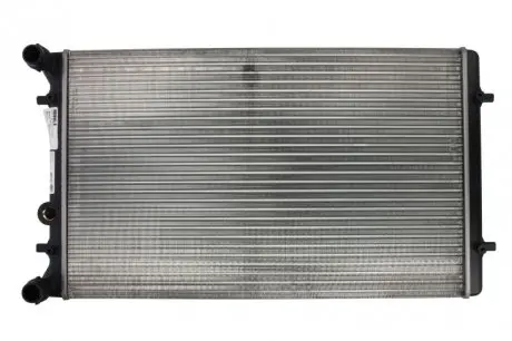 CR368000P Радіатор 415 mm AUDI A3 / TT / SEAT Leon / Toledo II / SKODA Octavia / VW Bora/ GOLF IV MAHLE / KNECHT підбір по vin на Brocar