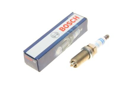 0242240635 Свеча зажигания Volvo C30/C70/S40/V50 2.4 06-12 BOSCH подбор по vin на Brocar
