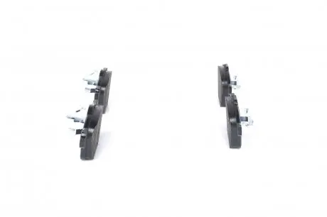 0986494158 Колодки гальмівні (передні) Volvo S60 00-10/V70 01-08/S80 01-06/XC90 02-14 BOSCH підбір по vin на Brocar