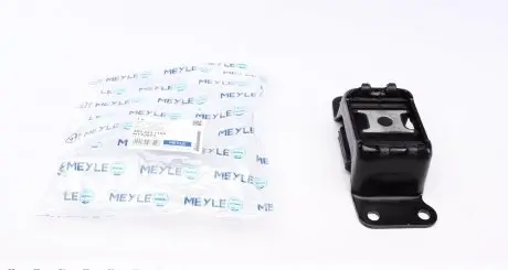 3003331106 Опора, роздавальна коробка BMW 5 (вир-во MEYLE) MEYLE підбір по vin на Brocar