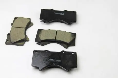FDB4229 Тормозные колодки к-кт. FERODO подбор по vin на Brocar