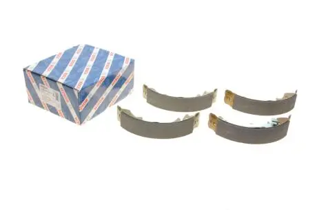 0986487013 Колодки тормозные (задние) BMW 3 -94 (228.6x42) (барабанные) BOSCH подбор по vin на Brocar