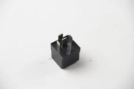 4RD007794021 Реле управление холодного пуска(12V,30A) MERCEDES 87- HELLA подбор по vin на Brocar