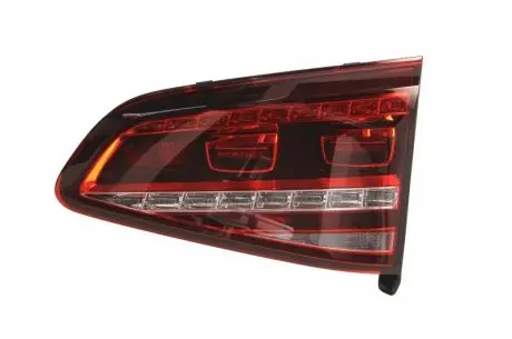 714081240801 Ліхтар задній внутрішній правий VW Golf V (LED) MAGNETI MARELLI підбір по vin на Brocar