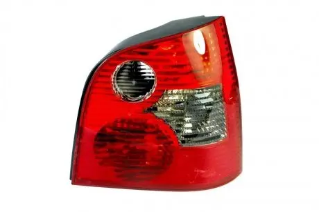 714000018992 Задний фонарь правый VW Polo -09 MAGNETI MARELLI подбор по vin на Brocar