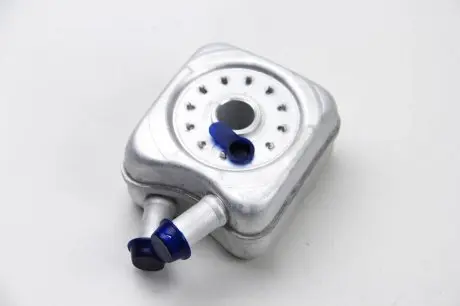 BSG90506003 Радіатор масла 2.5 TDI LT 96-06 / T4 98-03 / Crafter 06 - (під фільтр) BSG підбір по vin на Brocar
