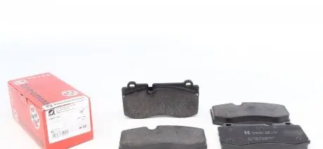 239601751 Колодки гальмівні (передні) MB (W211) 2.1-5.5 05-13 (Brembo) ZIMMERMANN підбір по vin на Brocar