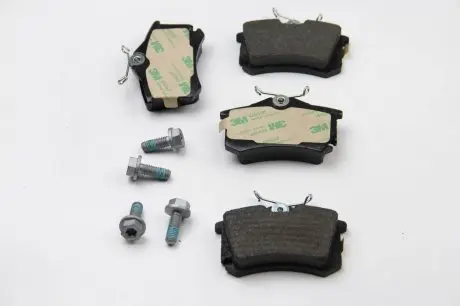 FDB1637 Гальмівні колодки зад VW Golf V 04-09 (TRW) FERODO підбір по vin на Brocar