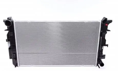 CR1710000S Радиатор охлаждения MB Sprinter/VW Crafter 06- (-AC) (388x680x26 mm) MAHLE / KNECHT подбор по vin на Brocar