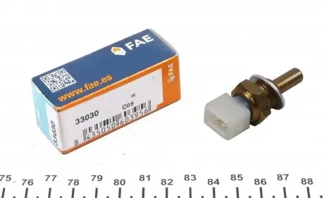 33030 Датчик температури охолоджуючої рідини MB Vario OM904 96- (2конт.) (білий) FAE підбір по vin на Brocar