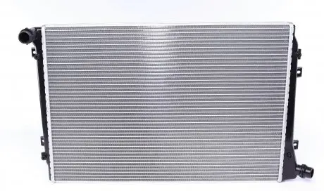 CR1395000S Радиатор охлаждения VW Caddy 1.9TDI (55/77kW) 04-10/2.0TDI 07-10 (451x650x34) (+AC) MAHLE / KNECHT подбор по vin на Brocar