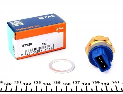 37920 Датчик увімкнення вентилятора Fiat Scudo 1.9TD 96-06 (87°C-92°C/92°C-97°C) FAE підбір по vin на Brocar