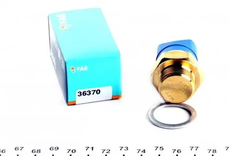 36370 Датчик увімкнення вентилятора Audi 80/100/A4 82-09 (2 конт.) (95-90°C) FAE підбір по vin на Brocar