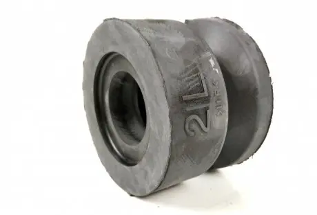 5220435120 Подушка кузова (гума) Toyota / Lexus підбір по vin на Brocar