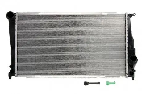 DRM05003 Радіатор двигуна (Automatyczna) BMW 3 (E90), 3 (E91), 3 (E92), 3 (E93), X1 (E84), Z4 (E89) 2.0/3.0 11.05- DENSO підбір по vin на Brocar