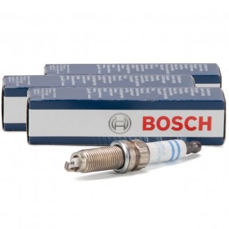 0242145535 Свеча зажигания Citroen C3/C4/Peugeot 3008/308/5008/Partner 1.2PureTech 16- BOSCH подбор по vin на Brocar