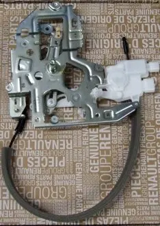 906123257R Замок двери (задней/R) Renault Master 10- (с центр. замком) RENAULT подбор по vin на Brocar