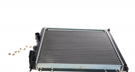 732072 Радиатор охлаждения Renault Kangoo 1.9D (47/48kW) 97- (+AC) VALEO подбор по vin на Brocar