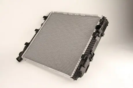 D7ME009TT Радиатора THERMOTEC подбор по vin на Brocar