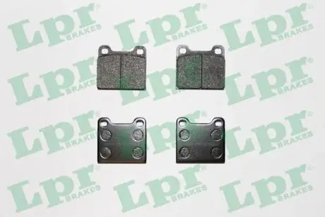 05P024 Комплект тормозных колодок из 4 шт. дисков LPR підбір по vin на Brocar
