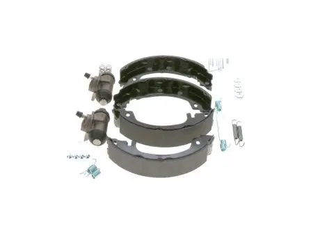0204113671 Комплект гальмівних колодок BOSCH підбір по vin на Brocar