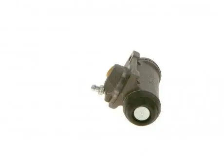F026009184 Робочий гальмівний циліндр прав. 406 1.6,1.8,1.8 16V BOSCH підбір по vin на Brocar