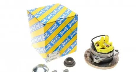 R15353 Подшипник ступицы (передней)(5 болтов) Opel Astra H/Zafira B 05- SNR NTN підбір по vin на Brocar