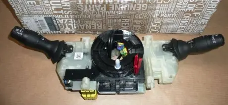 255670001R Підрульовий перемикач RENAULT підбір по vin на Brocar