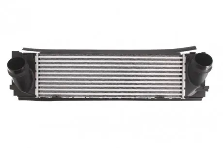 818262 Интеркулер VALEO подбор по vin на Brocar