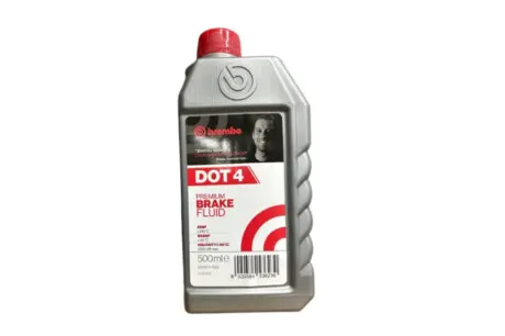 L04005 Тормозная жидкость DOT4 (0.5L) BREMBO подбор по vin на Brocar