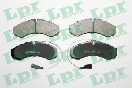 05P1515 Гальмівні колодки, дискове гальмо (набір) LPR підбір по vin на Brocar