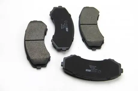 RM1235 Гальмівні колодки перед. Mitsubishi Grandis 04-11/Pajero 90- (sumitomo) GOODREM підбір по vin на Brocar