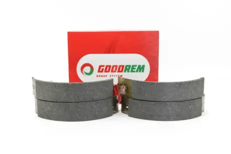 RM1002 Гальмівні колодки зад. Logan MCV 07-/Duster 10-/Kangoo 08- (Bosch) GOODREM підбір по vin на Brocar