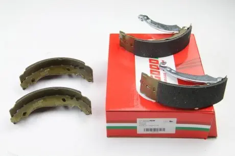 RM0156 Гальмівні колодки зад. Logan 04-/Clio 98- (180x42) GOODREM підбір по vin на Brocar