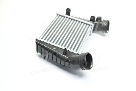 TP1596731 Интеркулер VW PASSAT 00-05 (1.8T) (TEMPEST) TEMPEST підбір по vin на Brocar