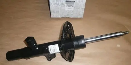 543026311R Амортизатор RENAULT підбір по vin на Brocar
