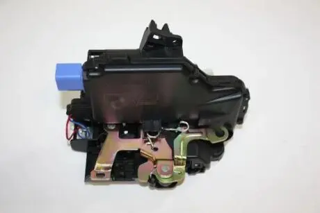 100031110 Замок дверний, лівий AUTOMEGA підбір по vin на Brocar