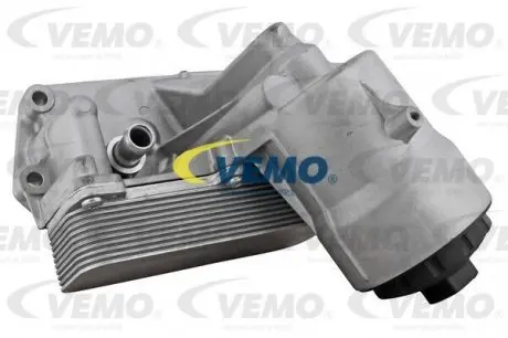 V15606086 Масляный радиатор, двигательное масло VEMO підбір по vin на Brocar